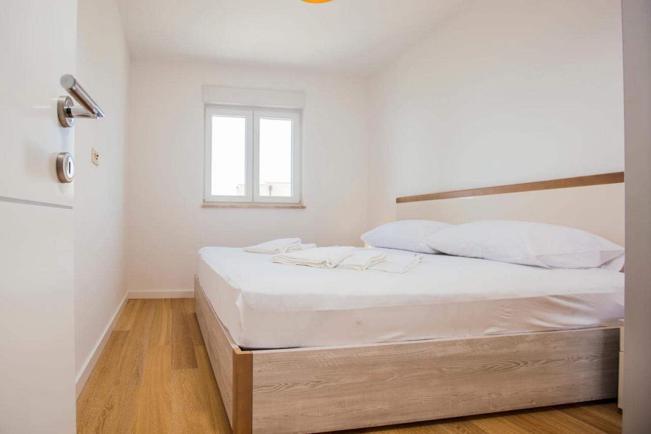 Apartman Magdalena Apartamento Makarska Exterior foto