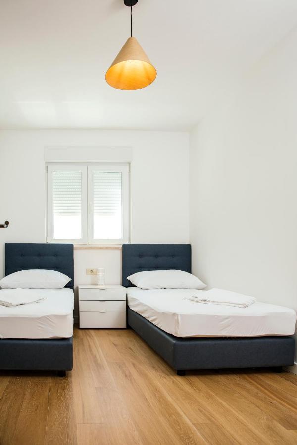 Apartman Magdalena Apartamento Makarska Exterior foto